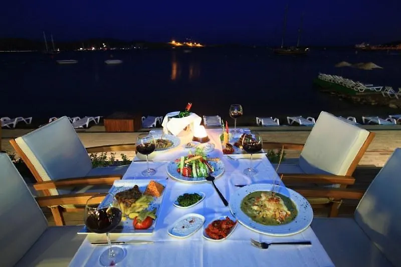 Costa Luvi Hotel Bodrum Gumbet 4*,