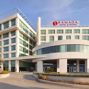 **** Hotel Ramada & By Wyndham Izmir Turkije