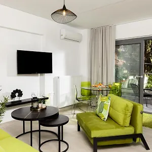 https://velvet-luxury-apartments-in-the-city-center-by-binobi.hotelschalkidiki.net