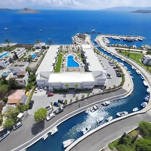 3* Отель Lugga Boutique &