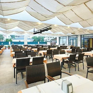 4* Отель Idas Club