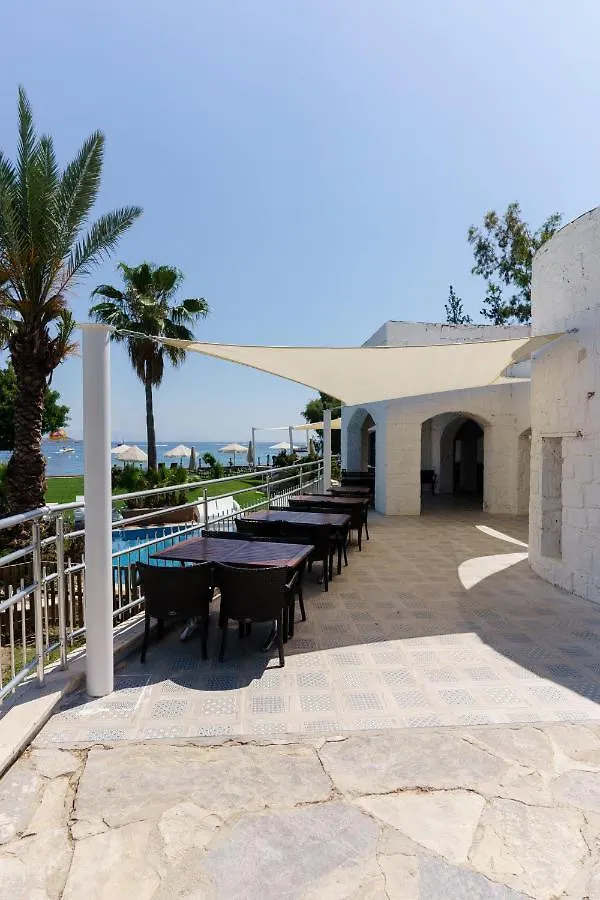 Costa Luvi Hotel Bodrum Gümbet 4*,